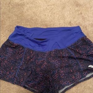 Running shorts